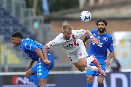 Empoli đấu với Monza